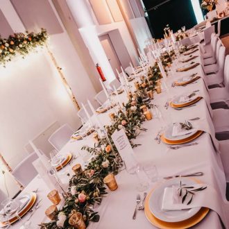 Brauttisch, Trendy Greenery Wedding